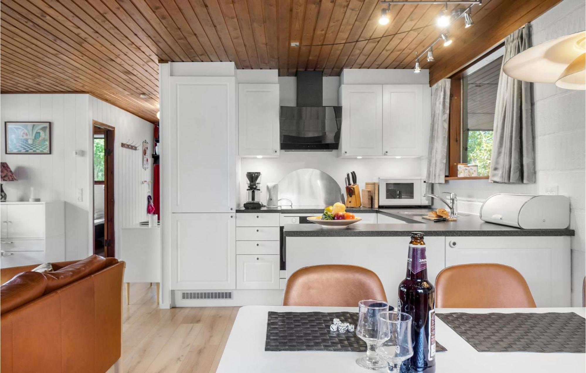 Amazing Home In Kalundborg With Kitchen Buitenkant foto
